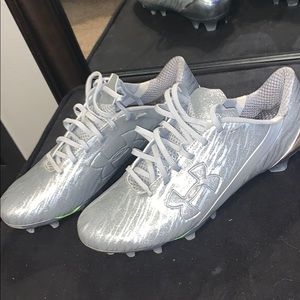 Under armor football cleats